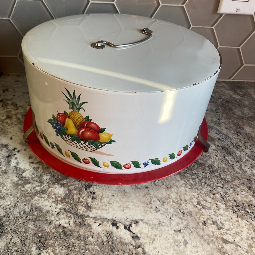 Tin Vintage Cake Carrier